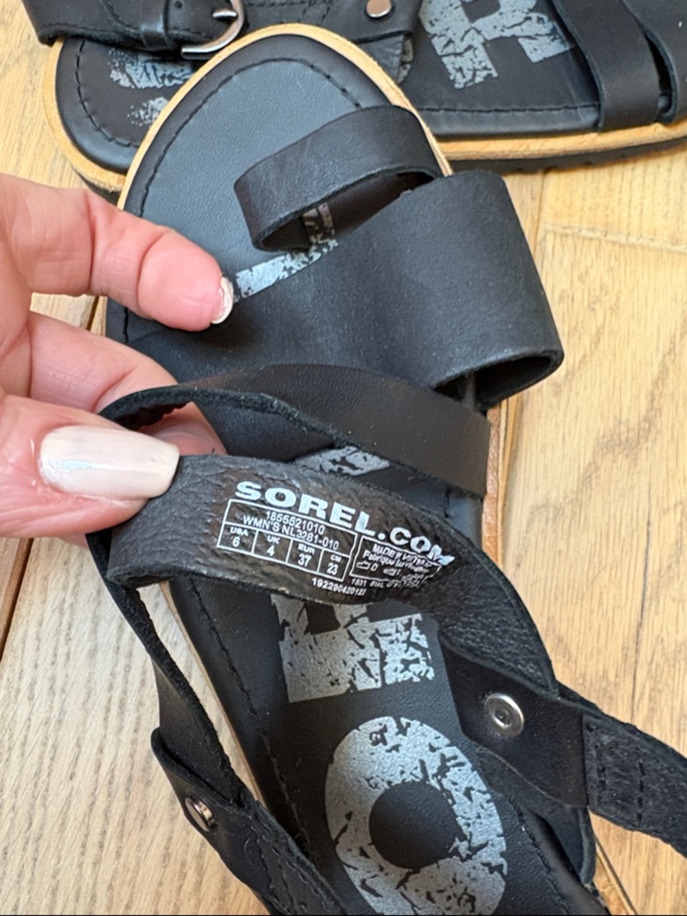 Sorel Black Strappy Leather-Style Women’s Sandals New without tags - Picture 5 of 5